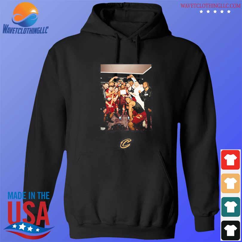 Cavaliers' donovan mitchell 71 T-shirt, hoodie, sweater, long sleeve and  tank top