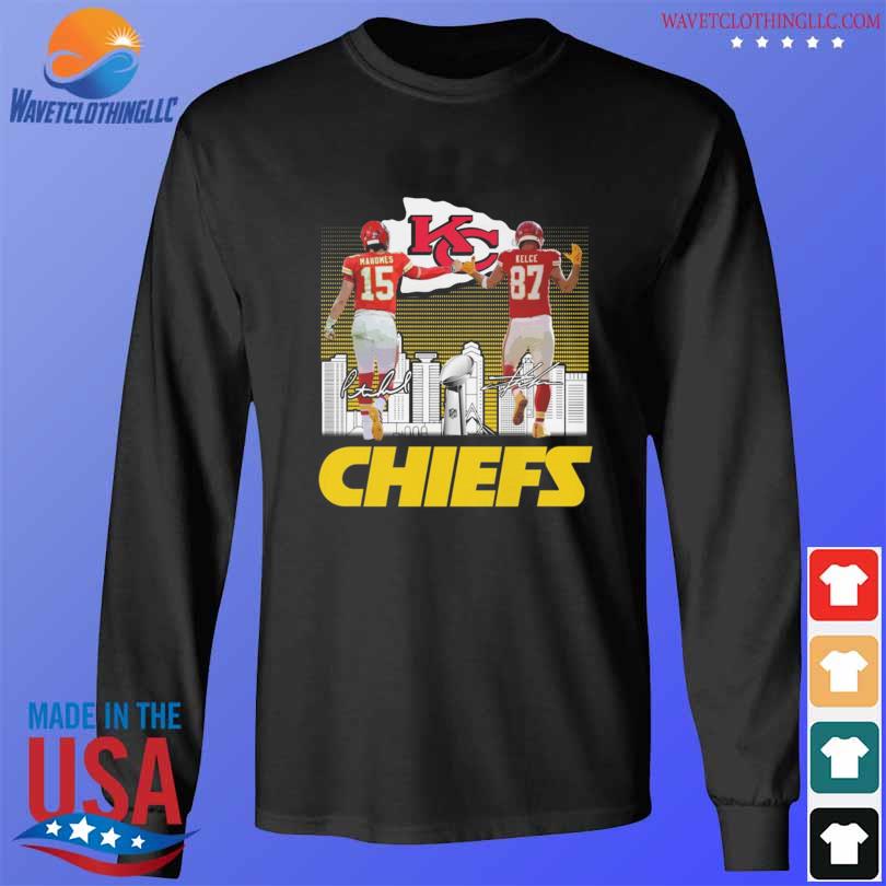 Patrick Mahomes and Travis Kelce holding hand funny picture shirt, hoodie,  sweater, long sleeve and tank top