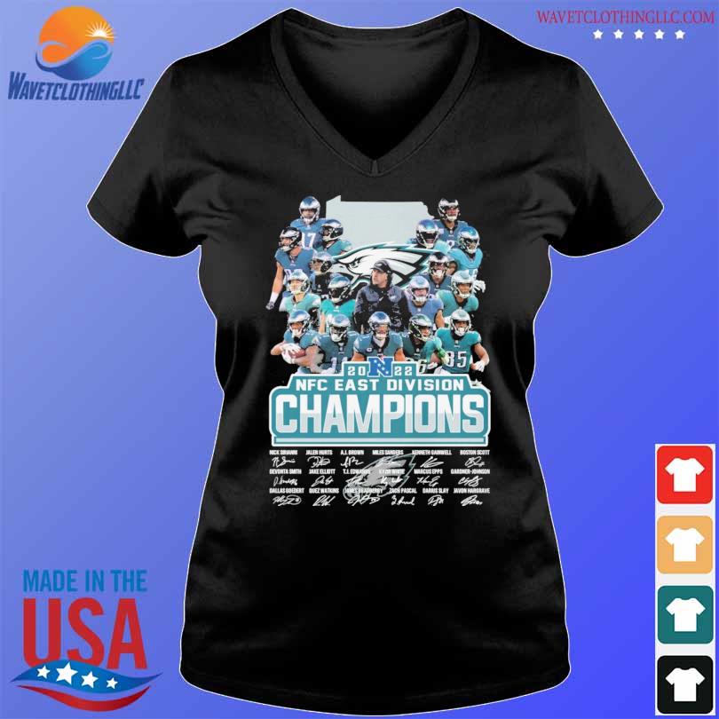 Philadelphia Eagles 2022 NFC east division Champions signatures shirt,  hoodie, sweater, long sleeve and tank top